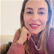 Laureata in materie umanistiche impartisce lezioni private di italiano